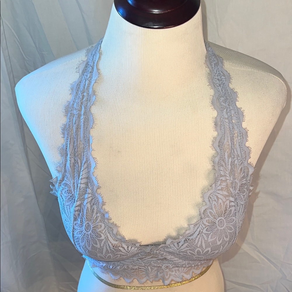PINK Victoria's Secret Light Grey Lace Wired Halter Bralette - Picture 10 of 15